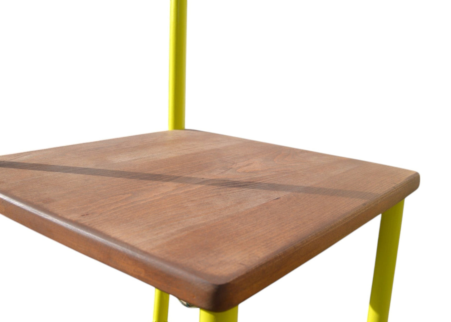 LA CHAISE PRESSÉE COMME UN CITRON