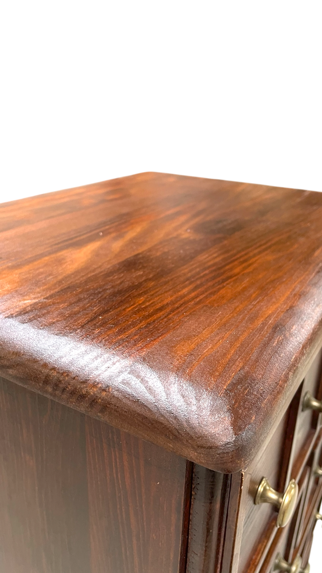 LA COMMODE CENT TIROIRS