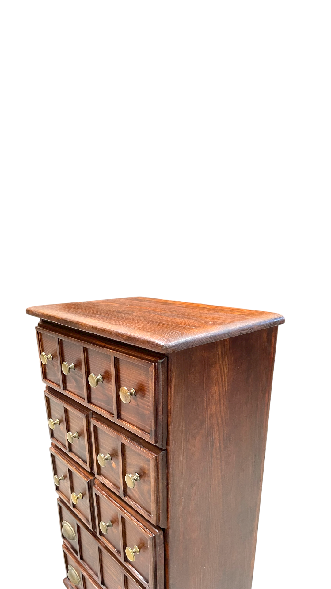 LA COMMODE CENT TIROIRS